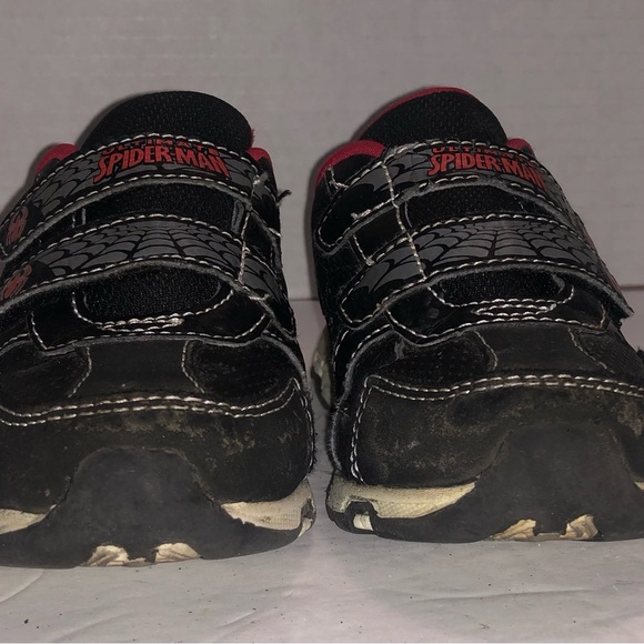 Marvel Spider-Man Sneakers Toddler Sz 8 Velcro Closure Black Red lite-up135639 - Picture 6 of 7